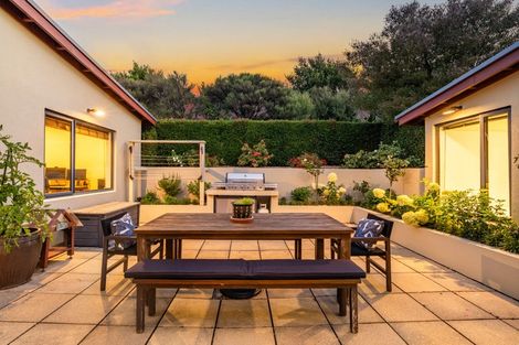 Photo of property in 58 Mt Marua Way, Timberlea, Upper Hutt, 5018