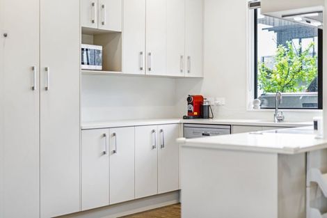 Photo of property in 3 Tahuhu Road, Mount Wellington, Auckland, 1062