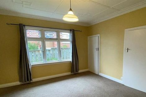 Photo of property in 82 Middleton Road, Kew, Dunedin, 9012