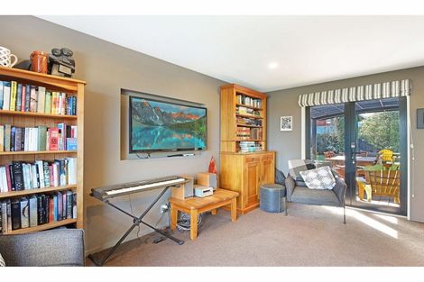 Photo of property in 42 Acacia Avenue, Rangiora, 7400