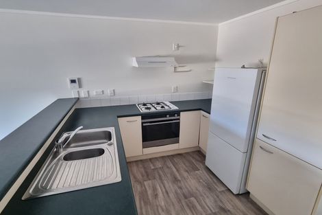 Photo of property in 8 Girton Terrace, Mount Cook, Wellington, 6021