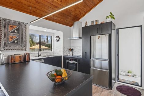 Photo of property in 11a Rangataua Street, Welcome Bay, Tauranga, 3112