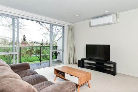 Photo of property in 6/6 Page Place, Hamilton East, Hamilton, 3216