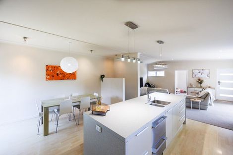 Photo of property in 12 Kent Crescent, Awapuni, Palmerston North, 4412