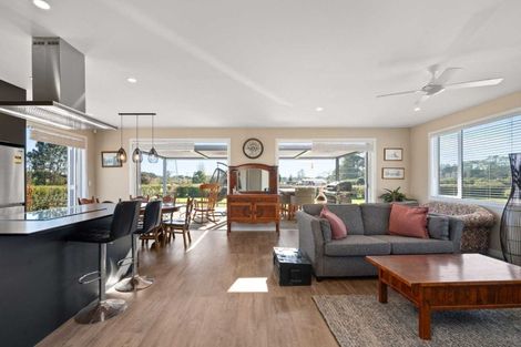 Photo of property in 34 Brookvale Lane, Taupaki, 0782