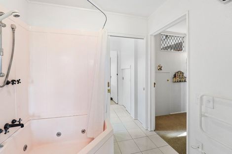 Photo of property in 68 Links View Drive, Omokoroa, 3114