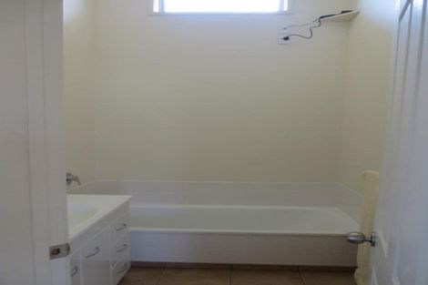 Photo of property in 24 Trimble Place, Bell Block, New Plymouth, 4312