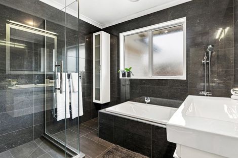 Photo of property in 30 Mokihi Gardens, Hillmorton, Christchurch, 8024