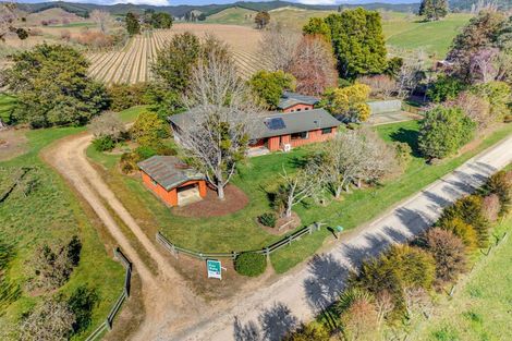 Photo of property in 186 Sunset Valley Road, Upper Moutere, 7173