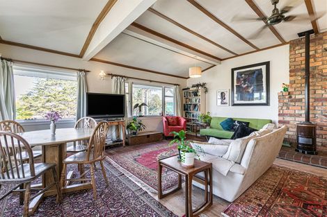 Photo of property in 18 Ngataringa Road, Devonport, Auckland, 0624