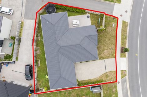 Photo of property in 25 Queen Charlotte Drive, Aotea, Porirua, 5024