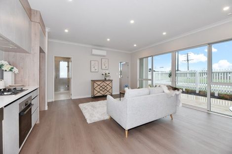 Photo of property in 112 Matua Road, Huapai, Kumeu, 0810