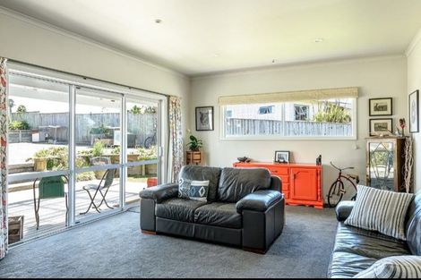 Photo of property in 17 Goddard Road, Tasman, Upper Moutere, 7173