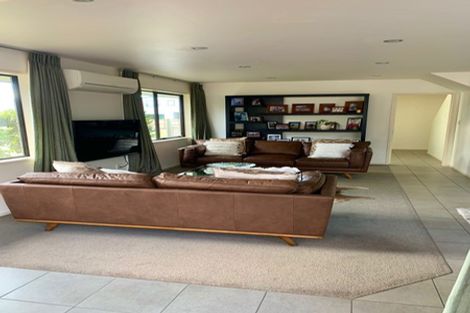 Photo of property in 116 Barbados Way, One Tree Point, 0118