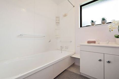 Photo of property in 1 Harper Place, Lake Coleridge, 7572