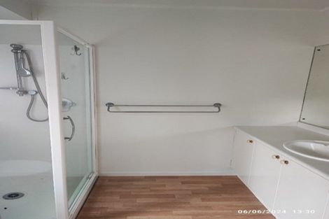 Photo of property in 2/28 Carnoustie Drive, Wattle Downs, Auckland, 2103