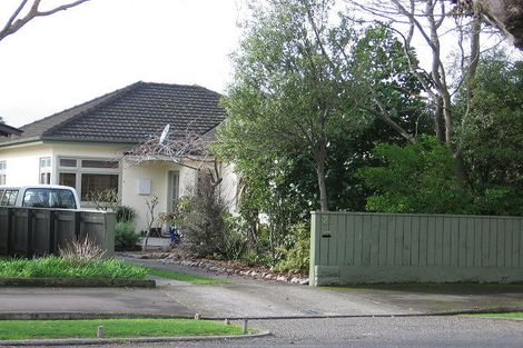 Photo of property in 27 Union Street, Hokowhitu, Palmerston North, 4410