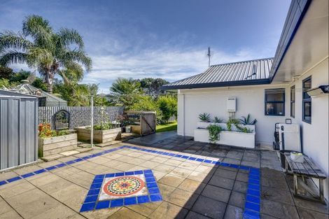 Photo of property in 27 King Street, Taradale, Napier, 4112