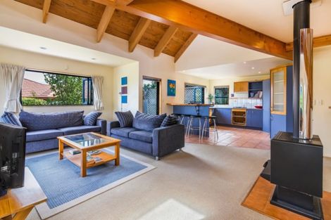 Photo of property in 25 Logan Avenue, Wharewaka, Taupo, 3330