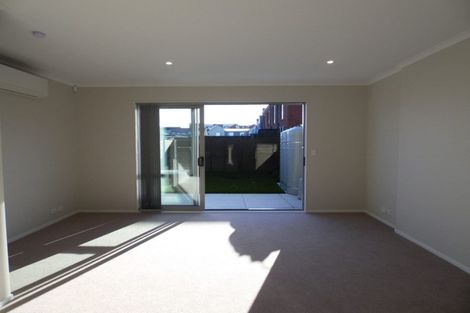 Photo of property in 32 Wallace Road, Hobsonville, Auckland, 0616