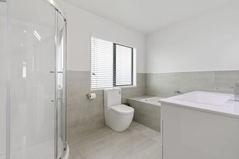 Photo of property in 28 Tawhiti Road, Pukekohe, 2120