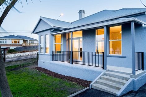 Photo of property in 2 Middleton Road, Kew, Dunedin, 9012