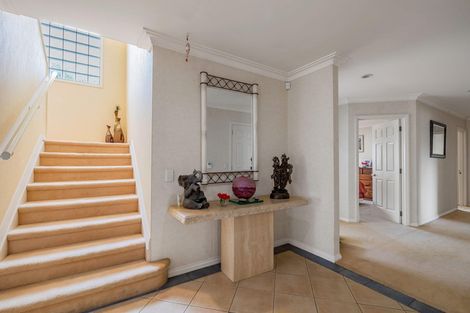 Photo of property in 2 Anaheim Boulevard, Shamrock Park, Auckland, 2016