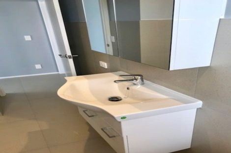 Photo of property in 20 Cypress Place, Sunnynook, Auckland, 0620