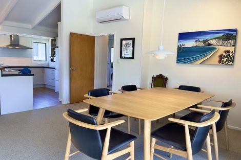 Photo of property in 402 Linton Crescent, Whangamata, 3620