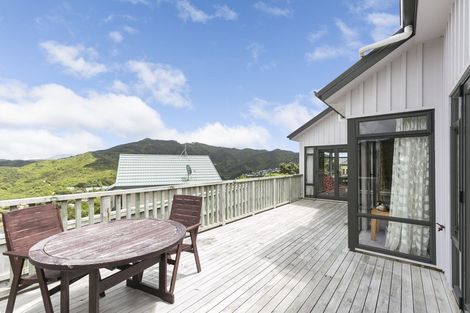 Photo of property in 10 Landsdowne Terrace, Karori, Wellington, 6012