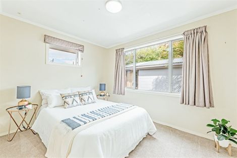 Photo of property in 21 Bucknell Street, Sockburn, Christchurch, 8042