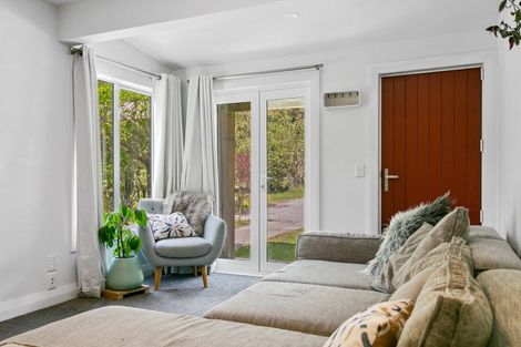 Photo of property in 1/142 Mapara Road, Acacia Bay, Taupo, 3385