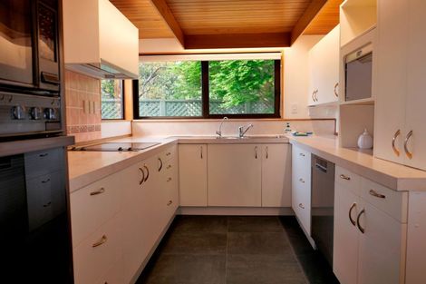 Photo of property in 10 Edgewater Street, Waikanae, 5036