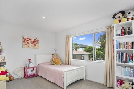 Photo of property in 32a Bodi Place, Te Atatu South, Auckland, 0610