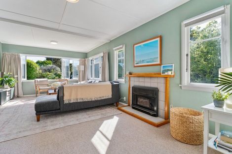 Photo of property in 70 Park Road, Carterton, 5713