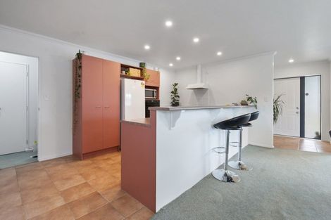 Photo of property in 6 Brookside Close, Highbury, Palmerston North, 4412