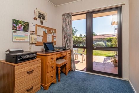 Photo of property in 26 Kingsgate Avenue, Havelock North, 4130