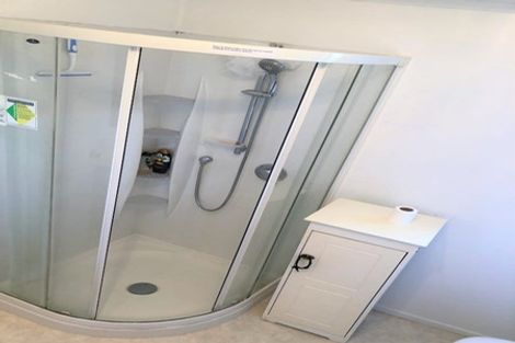 Photo of property in 64 Amapur Drive, Khandallah, Wellington, 6035