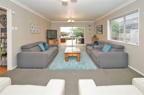 Photo of property in 36 Macmurdo Avenue, Glenview, Hamilton, 3206