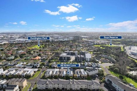 Photo of property in 42 Kirikiri Lane, East Tamaki, Auckland, 2013