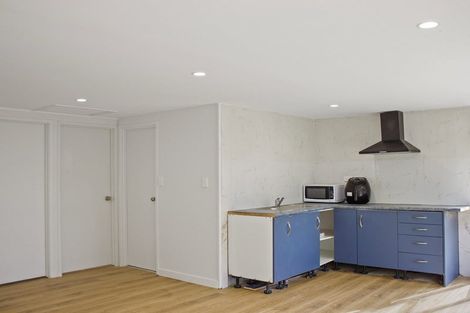 Photo of property in 30 Mcquarrie Avenue, Wattle Downs, Auckland, 2103