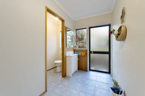Photo of property in 20 Muscat Place, Henderson, Auckland, 0612