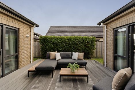 Photo of property in 11 Lanyard Street, Pyes Pa, Tauranga, 3112