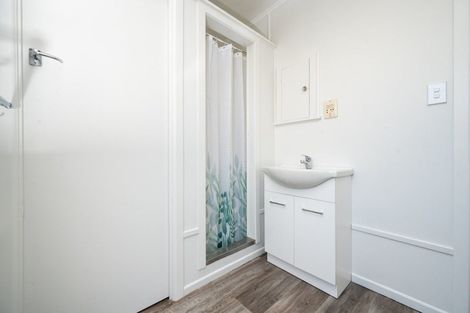 Photo of property in 4 Leyland Road, Te Awanga, 4102