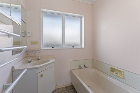 Photo of property in 17a Carlisle Street, Levin, 5510