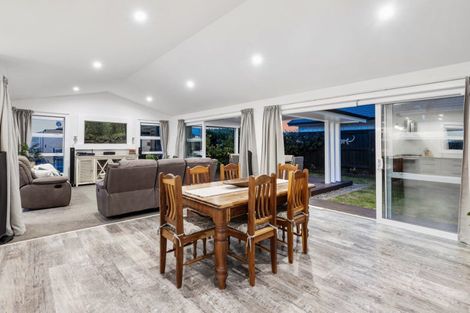 Photo of property in 1 Wahaika Way, Papamoa Beach, Papamoa, 3118