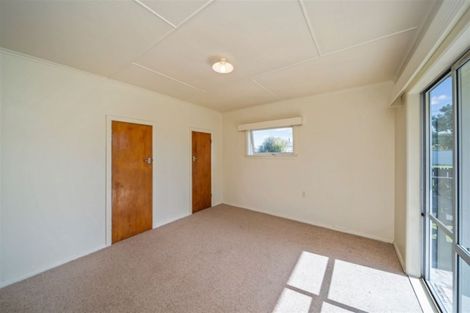 Photo of property in 371 Waihi Road, Normanby, Hawera, 4614