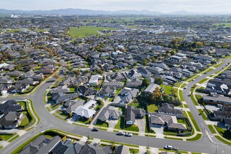 Photo of property in 84 Cumberland Drive, Flagstaff, Hamilton, 3210