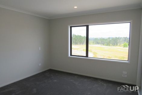 Photo of property in 28 Pukewhero Rise, Westgate, Auckland, 0614