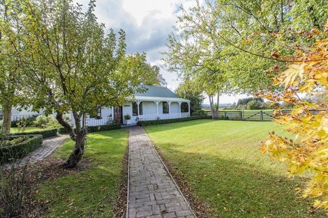 Photo of property in 54 Victoria Street, Oxford, 7430